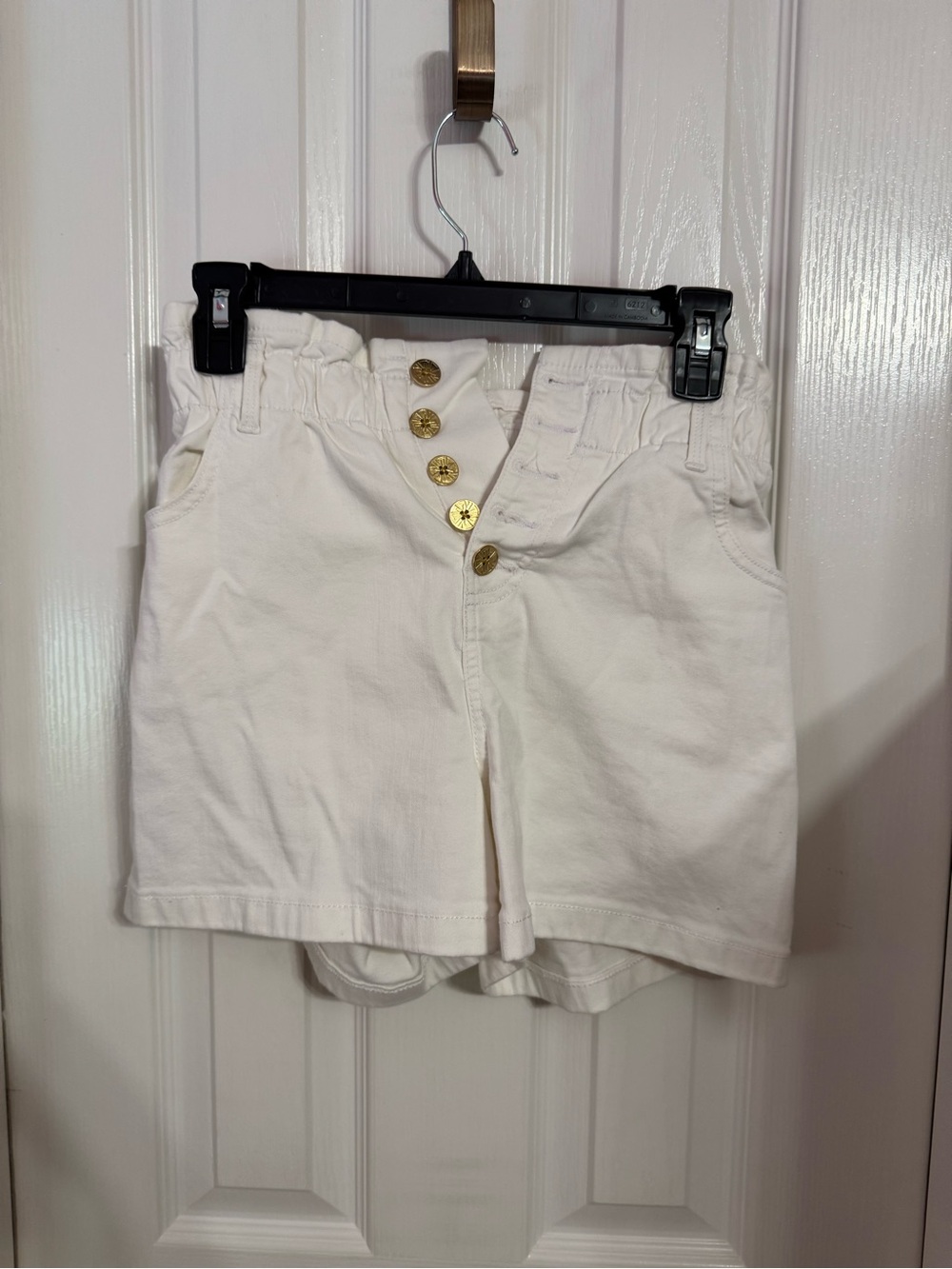 NWOT Lilly Pulitzer High-Rise White Shorts with Gold Buttons